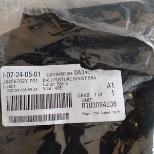 NWT Front Clasp Bali Posture Boost Bra